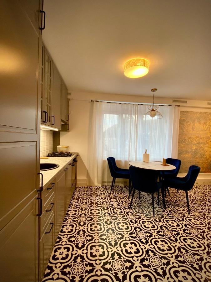 Cloos - Elegant With Panoramic View Appartamento
